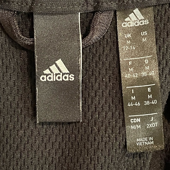 Adidas - Picture 4 of 4
